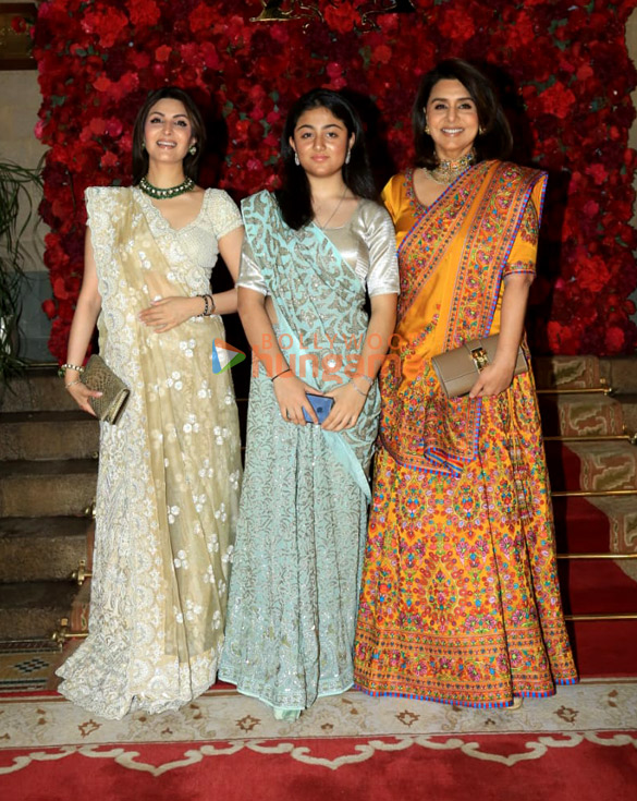 photos kareena kapoor khan saif ali khan karisma kapoor mihir ahuja tina ambani and others attend aadar jain and alekha advanis wedding ceremony 748 3