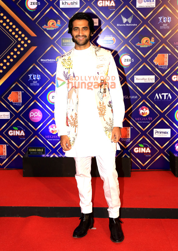 photos kartik aaryan nushrratt bharuccha adah sharma and others grace the iconic gold awards 2025 24