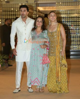 Photos: Ranbir Kapoor, Alia Bhatt, Kareena Kapoor Khan, Karisma Kapoor, Randhir Kapoor, Tina Ambani and others attend Aadar Jain’s Mehendi ceremony