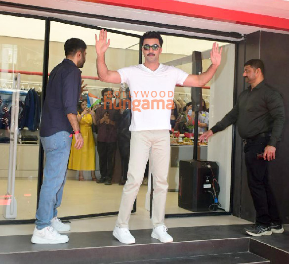 photos ranbir kapoor snapped at the launch of his brand arks in bandra 6