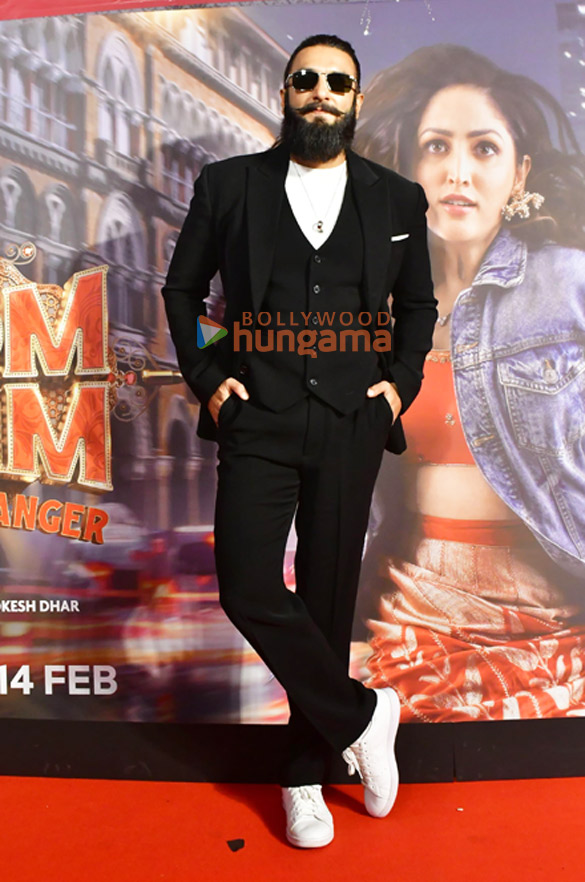 photos ranveer singh yami gautam dhar pratik gandhi and others grace the premiere of dhoom dhaam 1