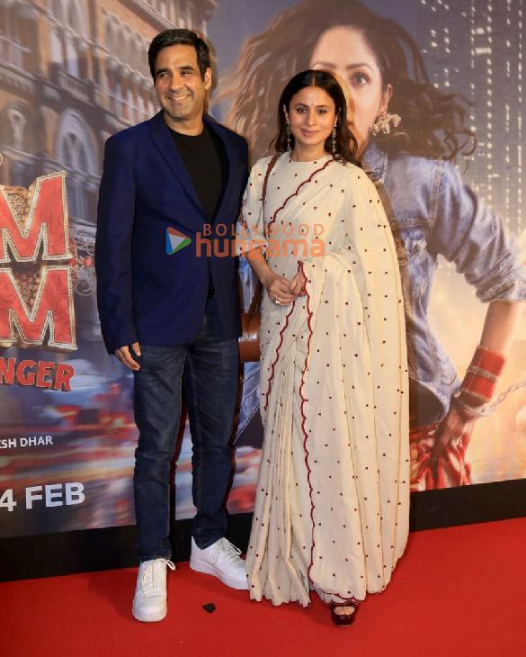 photos ranveer singh yami gautam dhar pratik gandhi and others grace the premiere of dhoom dhaam 9