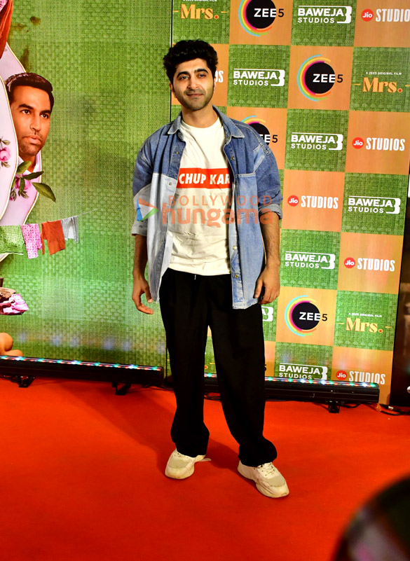 photos shilpa shetty sanya malhotra harman baweja and others grace the premiere of mrs 8