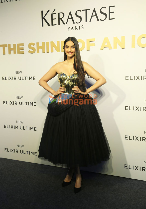 photos sonam kapoor graces the launch of kerastases elixir ultime at famous studios worli 4