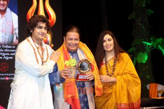 Photos: Sonu Nigam, Meenal Nigam and others host a divine night of music and meditation on the occasion of Maha Shivratri