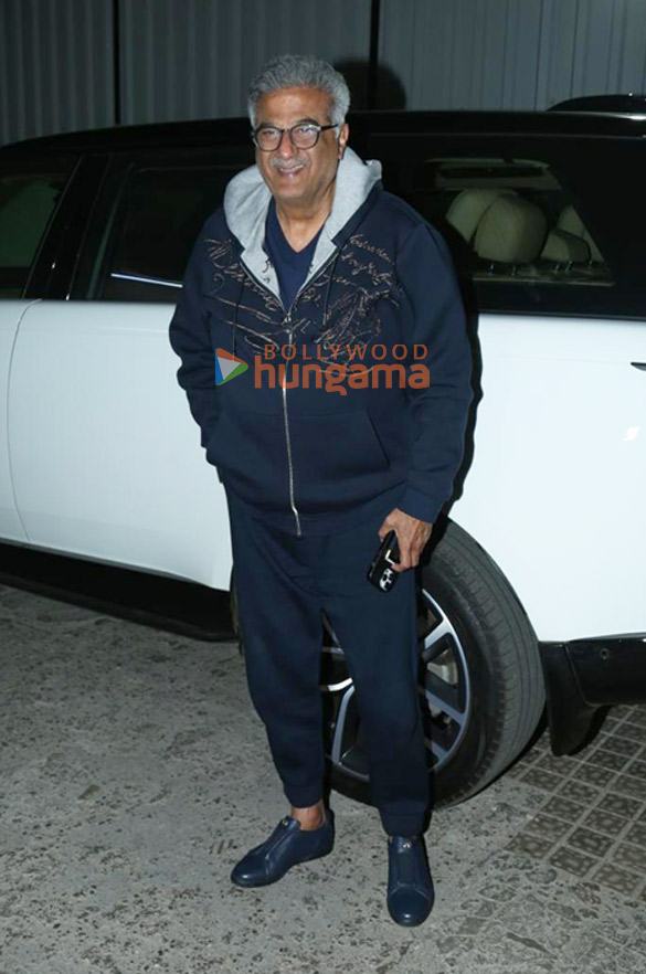 photos suhana khan khushi kapoor and others grace the special screening of loveyapa at pvr juhu 1