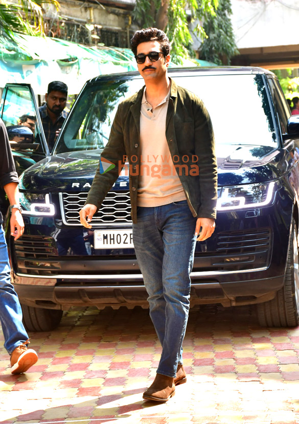photos vicky kaushal and laxman utekar snapped promoting chhava 1
