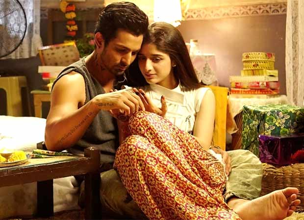 SHOCKING: Madness in Ratlam as fans storm theatre expecting Sanam Teri Kasam 2, only to realize the 2016 film has re-released; confront theatre owner