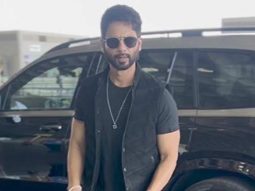 Shahid Kapoor patiently waits till a fan takes a selfie