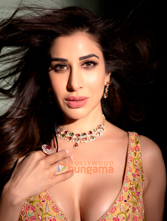 sophie choudry 2 113