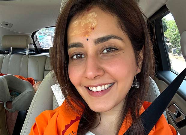 Raashii Khanna seeks blessings at Srisailam temple ahead of Holi festivities