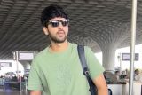 Armaan Malik papped at the airport