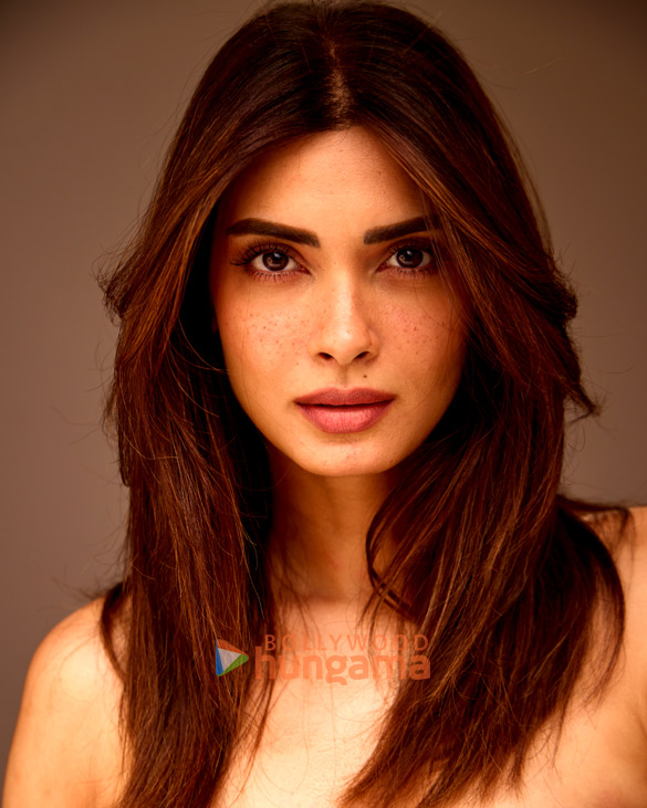 diana penty 8 5