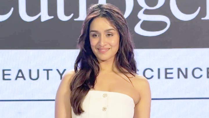Its Arohi Shirke from Aashiqui for you guys