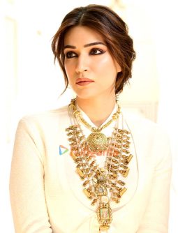 Celeb Photos Of Kriti Sanon