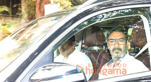 photos ajay devgn snapped leaving ayan mukerjis house in santacruz 2