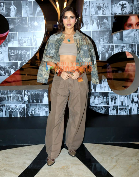 photos bhumi pednekar karisma kapoor and others grace the lakme fashion week 2025 0099 4