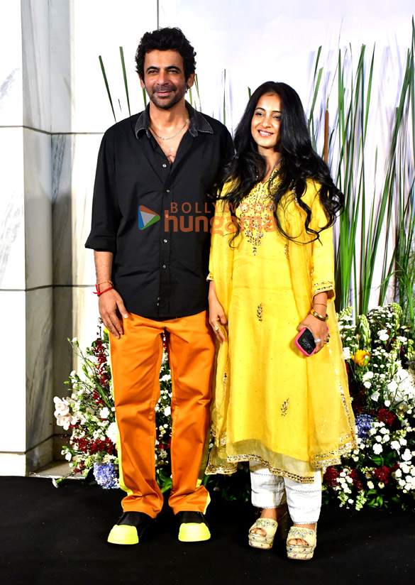 photos celebs attend salman khans eid party 2 2