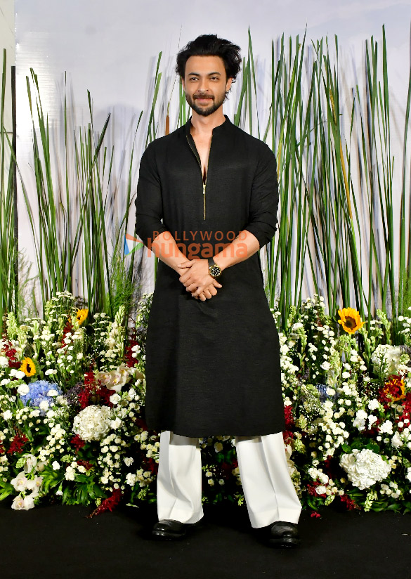 photos celebs attend salman khans eid party 4
