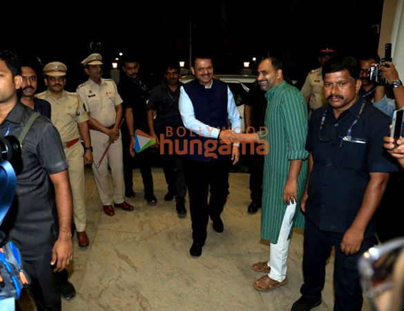 photos chief minister devendra fadnavis and others at grand launch of kon honar maharashtracha ladka kirtankar on sony marathi 1