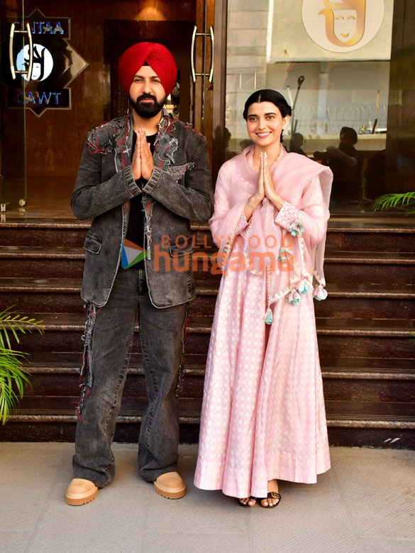Photos: Gippy Grewal and Nimrat Khaira snapped during Akaal promotions Photos: Gippy Grewal and Nimrat Khaira snapped during Akaal promotions