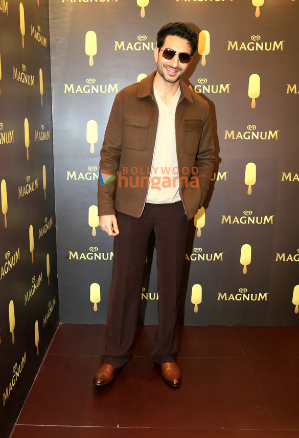 photos ibrahim ali khan snapped at the magnum lounge lakme fashion week 2025 4