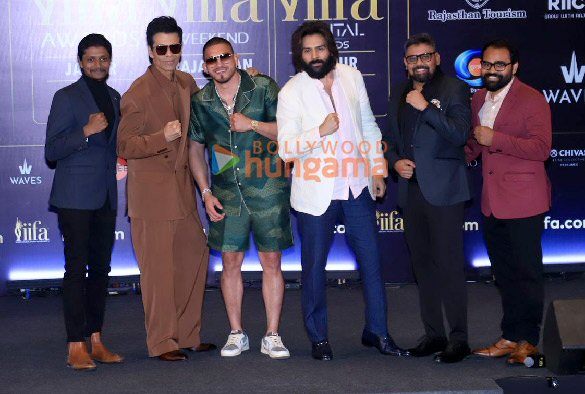 photos karan johar kartik aaryan kareena kapoor khan shahid kapoor and others attend iifa 2025 event in jaipur 6