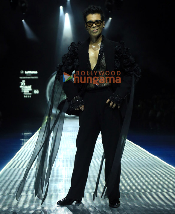 photos malaika arora shilpa shetty avantika dasani hansika motwani and others grace the lakme fashion week 2025 3