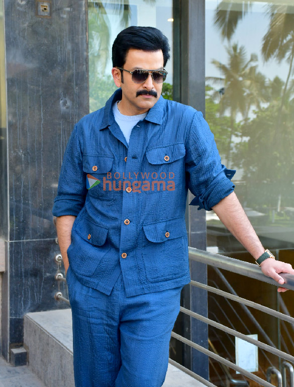 photos prithviraj sukumaran and mohanlal snapped promoting l2e empuraan 6
