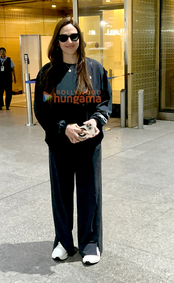 photos rakul preet singh and esha deol snapped at the airport 2