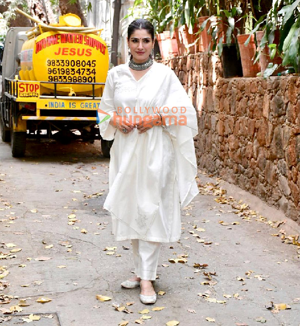 photos raveena tandon snapped at krome studio in bandra 4