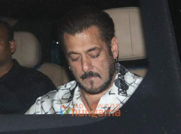 photos salman khan snapped in bandra 2 2