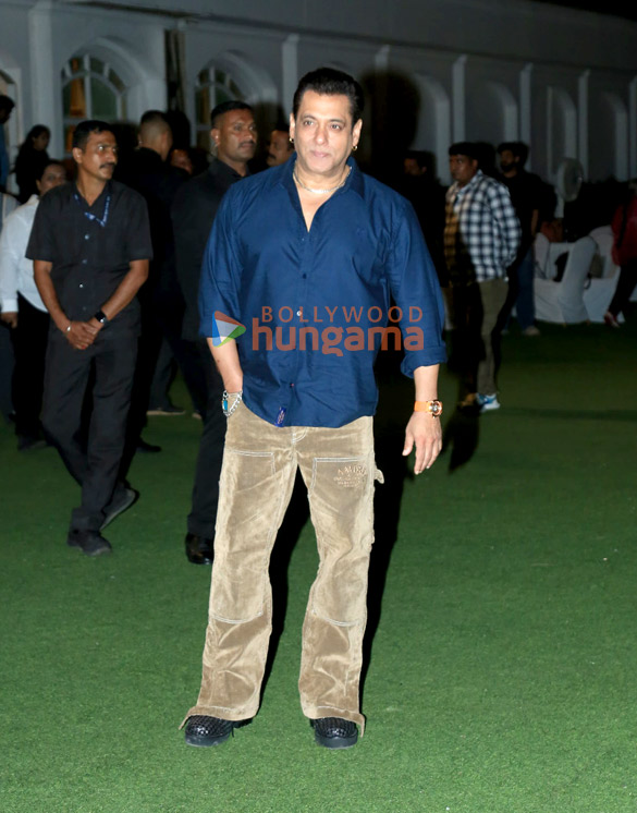 photos salman khan snapped promoting his film sikandar 2