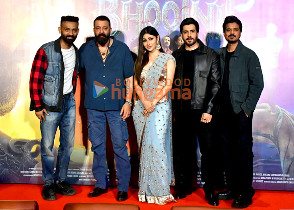 Photos: Sanjay Dutt, Mouni Roy and others snapped at the trailer launch of The Bhootnii Photos: Sanjay Dutt, Mouni Roy and others snapped at the trailer launch of The Bhootnii
