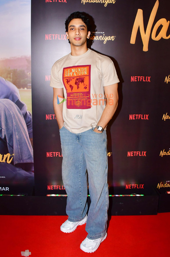 photos sara ali khan ibrahim ali khan rekha khushi kapoor suhana khan and others grace the premiere of nadaaniyan 1240 7