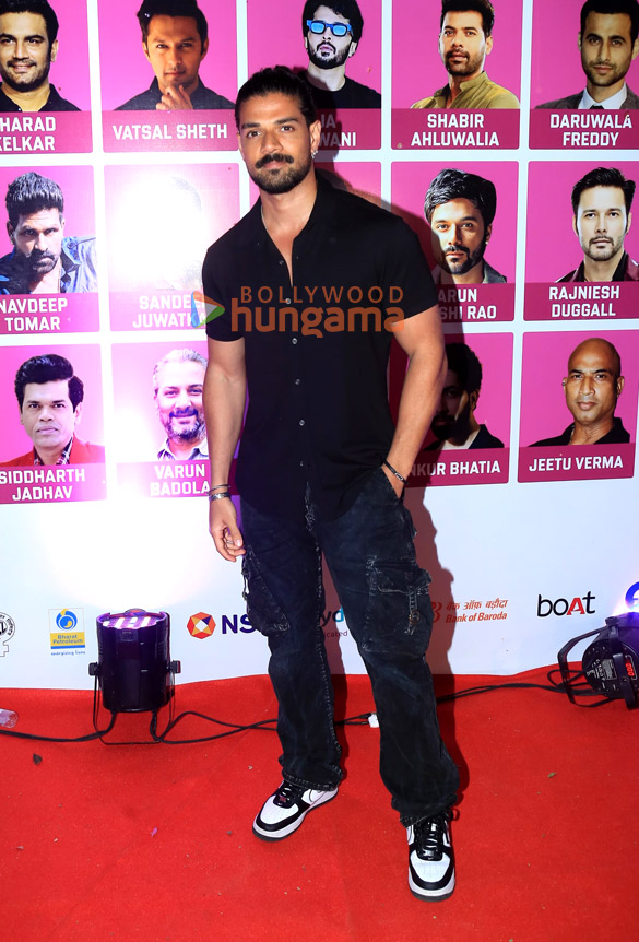 photos sonu sood arjun kapoor arjun rampal and others attend abhineta xi vs neta xi cricket match 5