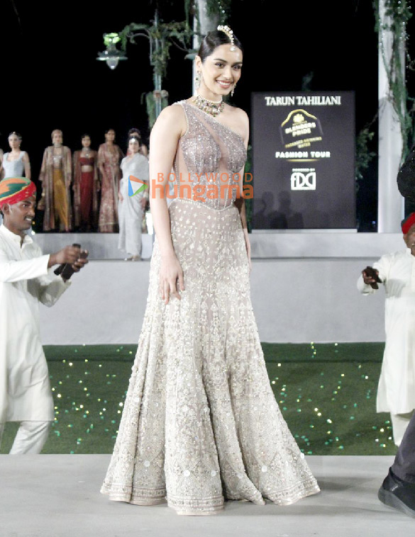 photos tiger shroff manushi chhillar and others attend tarun tahilianis blenders pride fashion tour 2025 2