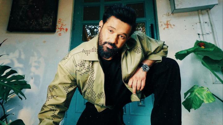 Sohum Shah’s CRAZY Rapid Fire on SRK, Ranbir Kapoor, Tumbbad 2 Update & more Sohum Shah’s CRAZY Rapid Fire on SRK, Ranbir Kapoor, Tumbbad 2 Update & more