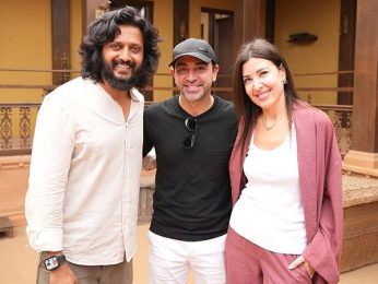 Barcelona legend Xavi Hernandez visits Riteish Deshmukh on the sets of his directorial Raja Shivaji! Watch Barcelona legend Xavi Hernandez visits Riteish Deshmukh on the sets of his directorial Raja Shivaji! Watch