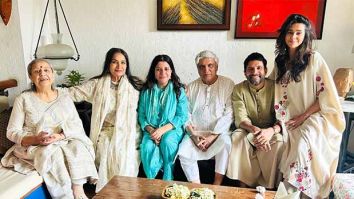 Eid 2025: Shabana Azmi, Javed Akhtar celebrate with Farhan, Zoya and family