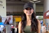 Mahima Makwana in a stylish denim skirt