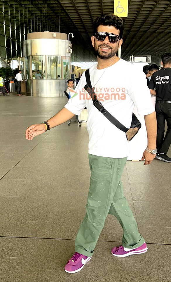 photos esha deol and vineet kumar singh snapped at the airport 4