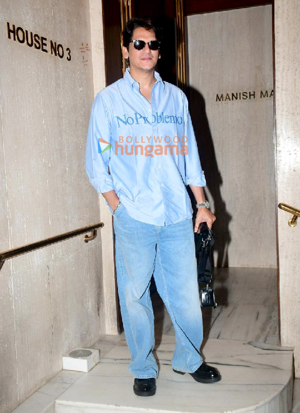 photos fatima sana shaikh and vijay varma snapped at manish malhotras house in bandra 2
