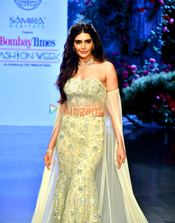 photos gauahar khan and sanjana sanghi turn showstopper at bombay times fashion week 2025 8