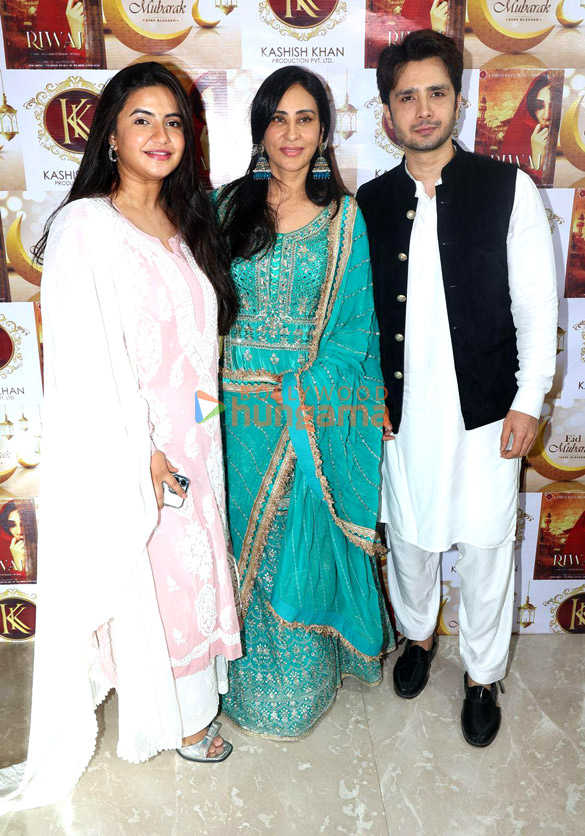 photos kashish khan hosts eid celebration and success party of her film riwaj 16