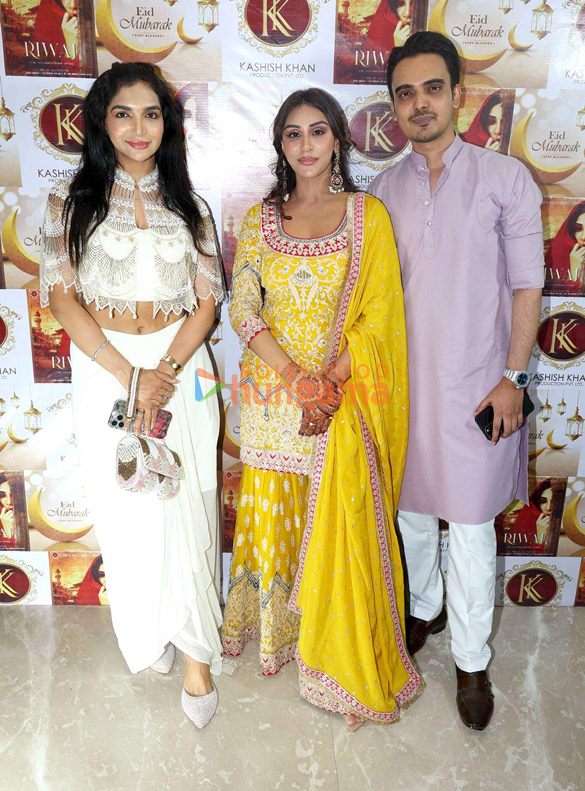photos kashish khan hosts eid celebration and success party of her film riwaj 3