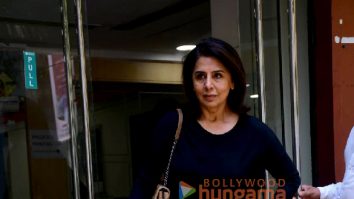 Photos: Neetu Singh snapped outside a bank in Khar