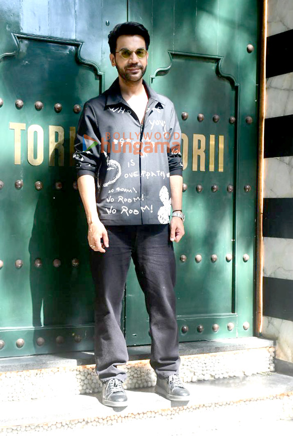 photos rajkummar rao and wamiqa gabbi snapped during bhool chuk maaf promotions at torii restaurant in bandra 3