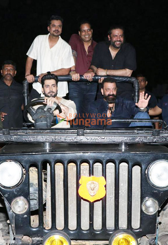 photos sanjay dutt palak tiwari sunny singh nijjar and others launch the song aaye re baba from the film the bhootnii 1
