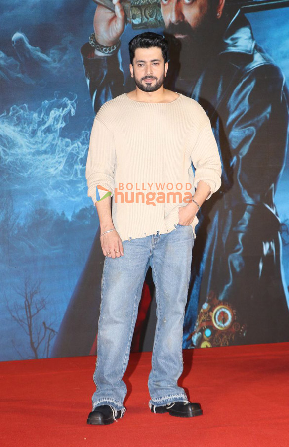 photos sanjay dutt palak tiwari sunny singh nijjar and others launch the song aaye re baba from the film the bhootnii 4